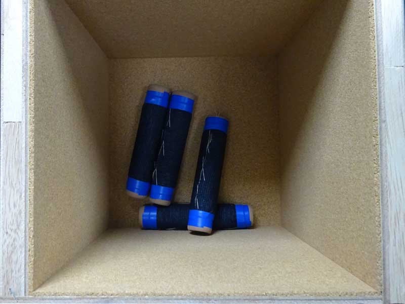 縫好的試料在起球箱內狀態